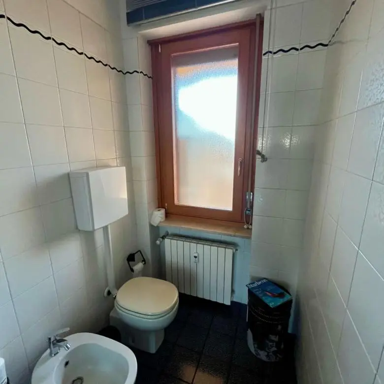 780