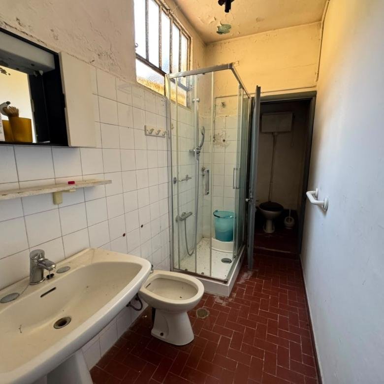 780