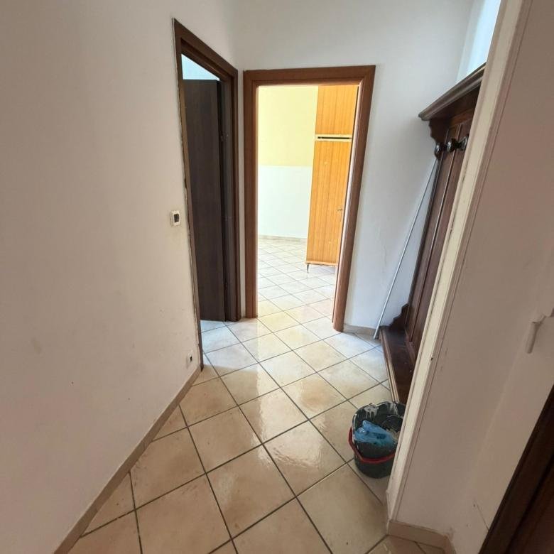 780